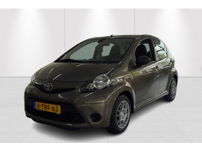 Toyota Aygo 1.0 VVT-i Now Airco | Trekhaak |