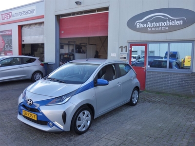 Toyota Aygo 1.0 VVT-i x-play