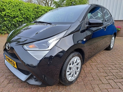 Toyota Aygo 1.0 VVT-i x-play AIRCO/CRUISE 72PK