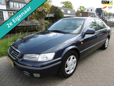 Toyota Camry 2.2i GL 131pk 2e eigenaar LPG-G3 Trekhaak 1500kg Clima