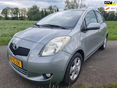 Toyota Yaris 1.3 VVTi Luna