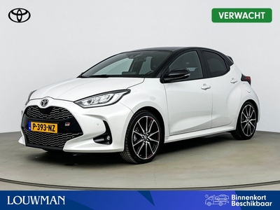 Toyota Yaris 1.5 Hybrid GR Sport | Panoramadak | JBL | Head-Up | Trekhaak |