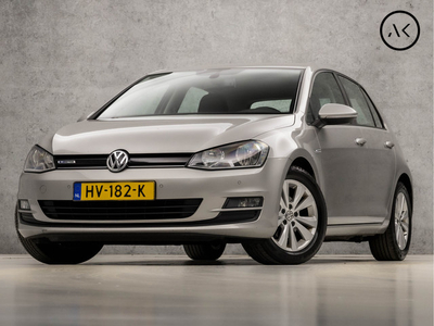 Volkswagen Golf 1.0 TSI Sportline Automaat (APPLE CARPLAY, NAVIGATIE, CLIMATE, TREKHAAK, SPORTSTOELEN, LM VELGEN, PARKEERSENSOREN, NIEUWE APK, CRUISE, NIEUWSTAAT)