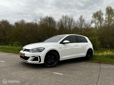 Volkswagen Golf 1.4 TSI PHEV GTE | Virtual cockpit | Keyless