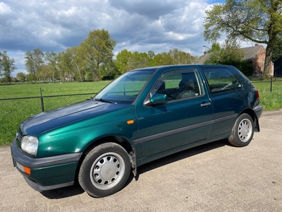 Volkswagen Golf 1.6 Milestone, nieuwe APK 4-2025. 1e eigenaar, NAP