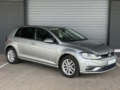 Volkswagen Golf 1.6 TDI Highline FACELIFT-DSG-NAVI-LED