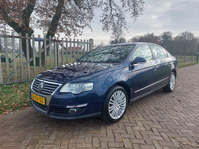 Volkswagen Passat 3.2 V6 Highline 4M