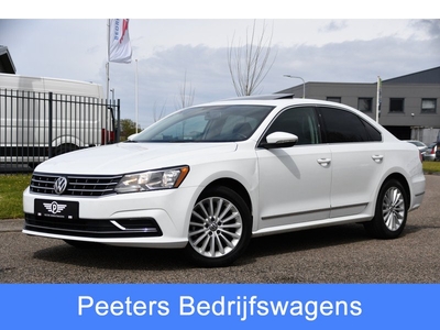 Volkswagen Passat Adaptieve Cruise, Camera, Carplay, Automaat, Stoelverwarming, PANO,