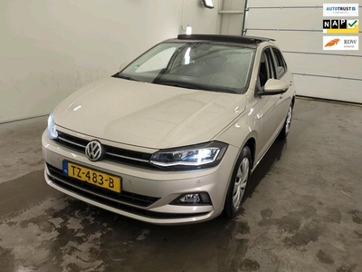 Volkswagen Polo 1.0 TSI Comfortline PanoLEDNaviApple