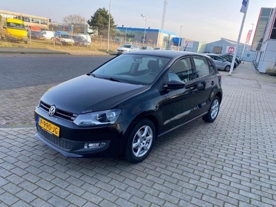 Volkswagen Polo 1.2 Easyline 2013 60pk Zwart