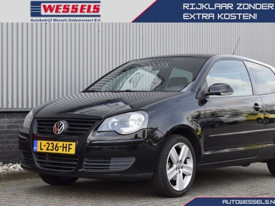 Volkswagen Polo 1.2 Easyline Bluetooth, A/C, Verw. spiegels, Stoelverwarming