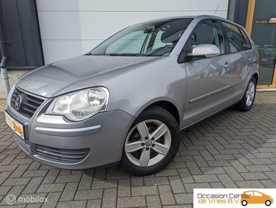 Volkswagen Polo 1.4-16V Trekhaak Cruise Control Airco Velgen