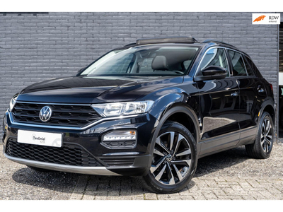 Volkswagen T-Roc 1.0 TSI United | Pano | Virtual | ACC