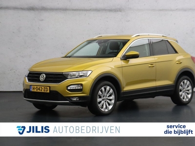 Volkswagen T-Roc 1.5 TSI 150pk | DSG automaat | Adaptieve cruise control | Navigatie | Apple carplay