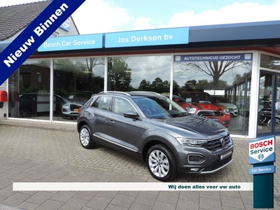 Volkswagen T-Roc 1.5 TSI 150PK Sport DSG - Camera CarPlay