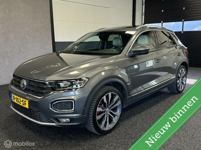 Volkswagen T-Roc 2.0 TSI 4Motion Sport PANO / LEER / BOMVOL