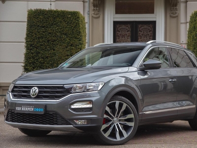 Volkswagen T-Roc 2.0 TSI 4Motion Sport Trekhaak | Camera | Stuur- en stoelverw | iCockpit