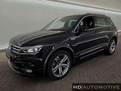 Volkswagen Tiguan 1.4 TSI 4Motion PANO VIRTUAL R-LINE BTW!