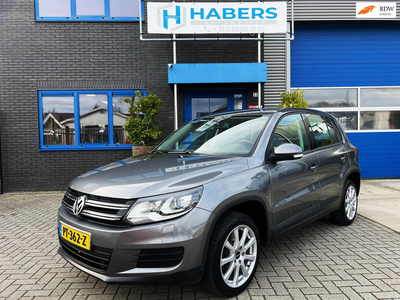 Volkswagen Tiguan 2.0 TSI Sport&Style 4Motion 179PK|4x4|Trekhaak|StoelVW|Led\Xenon|Parkeersensoren|Isofix|Historie|Climate|Cruise