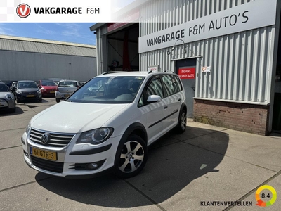 Volkswagen Touran 1.4 TSI Cross