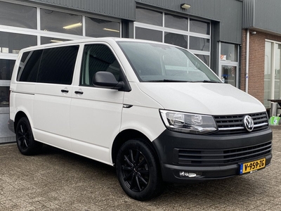 Volkswagen Transporter 2.0 TDI L1H1 Dubbele cabine Airco Cruise controle Navigatie Multifuncioneel stuurwiel Schuifdeur Parkeerhulp achter DC Euro 6 Bpm vrij voor particulier gebruik !! 1e eigenaar 102pk