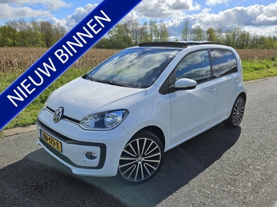 Volkswagen Up! 1.0 BMT high up! Clima/ Cruise / Panno/ Stoelverwarming