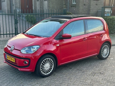 Volkswagen Up! 1.0 high up! BlueMotion 2012 5-deurs! Leer!