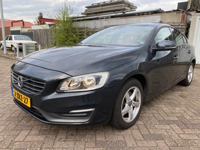 Volvo S 60 1.6 T3 KINETIC