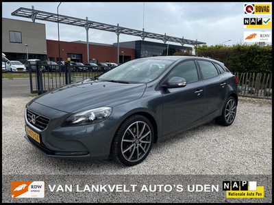 Volvo V40 1.6 T3 Momentum Xenon, Stoelverw.