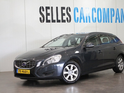 Volvo V60 1.6 DRIVe Kinetic [Stoelverwarming]Trekhaak]