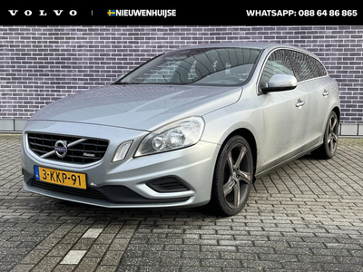 Volvo V60 1.6 T3 R-Design Automaat | Trekhaak | High Performance audio | Park-assist achter | dealeronderhouden