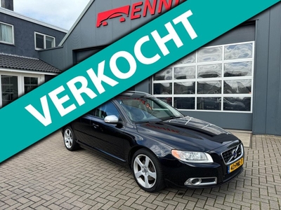 Volvo V70 2.0T R-Edition 203PK / Camera / Navi / NL auto met NAP / Trekhaak / Top Onderhouden !