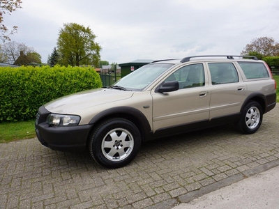 Volvo V70 Cross Country XC 70 2.4 T automaat leder