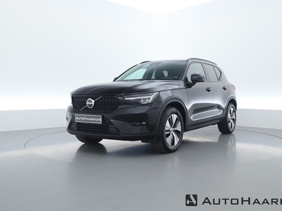 Volvo XC40 2.0 B3 Plus Dark | Google | Stoel- Stuur- Voorruitverwarming | Camera | Keyless