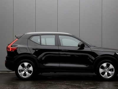 Volvo XC40 | T2 Momentum | Winterpack | DAB+ | Parkeersensoren Achter | 18'' LM Velgen |