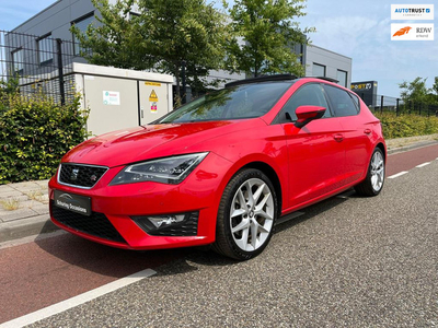 SEAT Leon 1.8 TSI FR / PANORAMADAK / NAVI / CRUISE / STOELVERWARMING / FULL MODELJAAR 2015 BOUWJAAR 27.11.2014