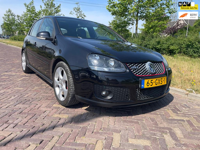 Volkswagen Golf 2.0 GTI-automaat- 260 PK