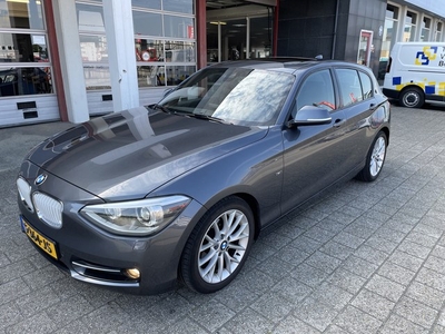 BMW 1-serie 116i Executive Sport Nav Xenon Dak Pdc ACC