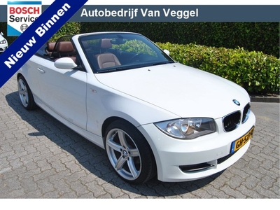 BMW 1 Serie Cabrio 118i High Executive carplay, leer