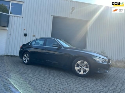 BMW 3-serie 320i EfficientDynamics Edition High Executive