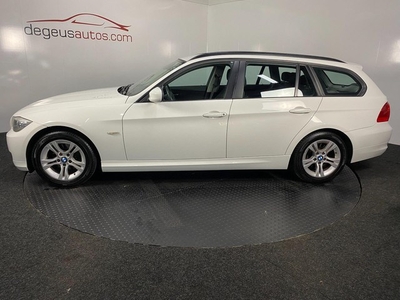 BMW 3-serie Touring 318i