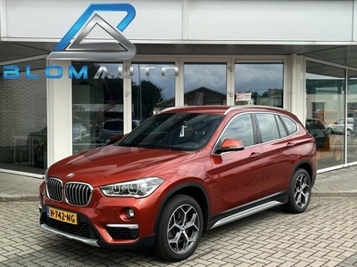 BMW X1 sDrive20i AUT8 192PK LEDER+LED+X-LINE+STOELVERWARMING