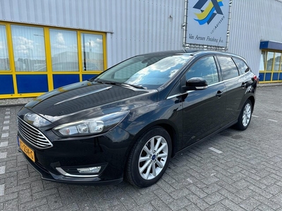 Ford Focus Wagon 1.0 Titanium