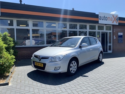 Hyundai i30 1.6i Dynamic