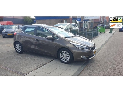 Kia Cee'd 1.6 GDI Comfort Pack 141.000km NAP!