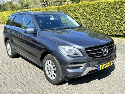 Mercedes M-klasse 350 BlueTEC grijs kenteken