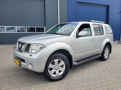 Nissan Pathfinder 2.5 SE Comfort Schuifdak