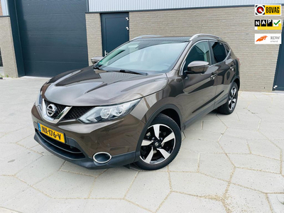 Nissan Qashqai 1.2 Connect Edition | LM VELGEN | CLIMATE CONTROL | CRUISE CONTROL | NAVI | LANE ASSIST | PARKEERSENSOREN | PANODAK