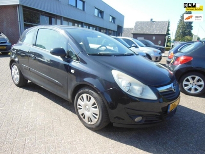 Opel Corsa 1.2-16V Business 2007 € 1.995,- Zo mee, met 1