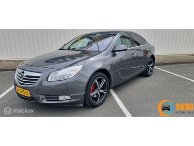 Opel Insignia 1.6 T Cosmo 179pk/6bak/ecc/navi/lm-velgen/etc